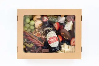 The Gentleman’s Graze Box - Image 2
